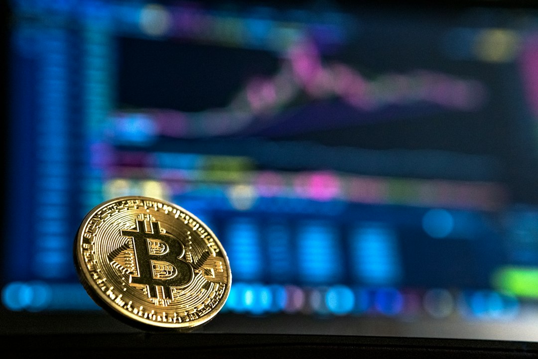 What Is Moving the Crypto Market? BTC Slumps Near $80K Amid $957M Liquidations